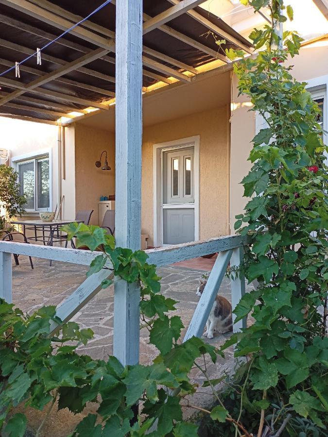 Filion Comfortable Country Apartment Levkákia Eksteriør bilde